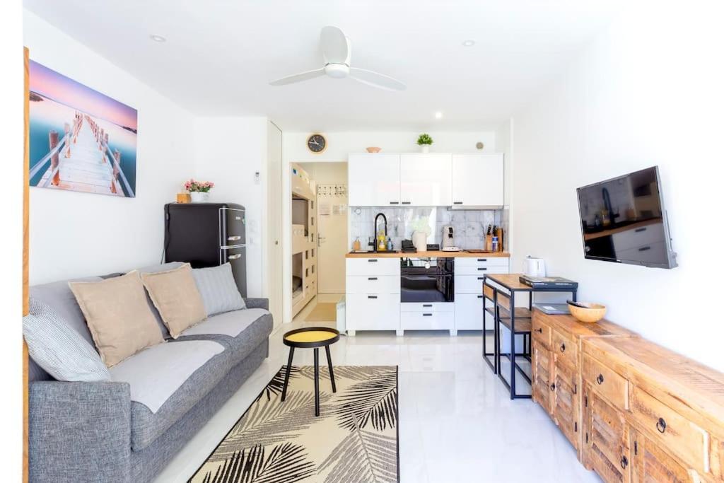 Chez James - Superbe Studio Avec Piscine Et Plage A Proximite La Grande-Motte Exterior photo